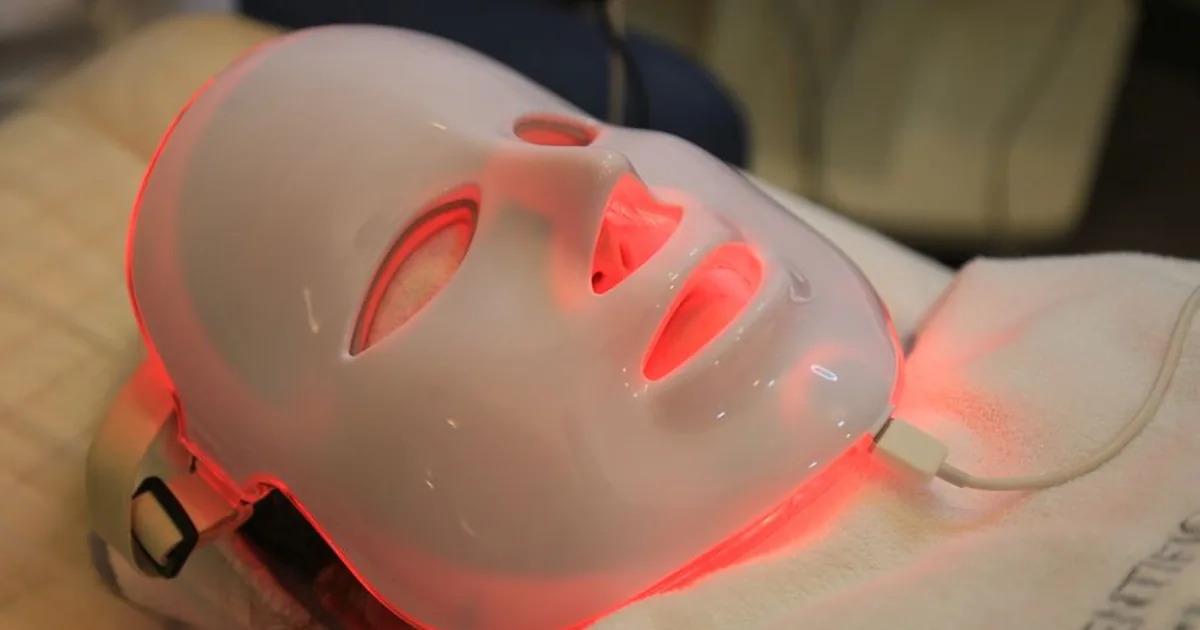 Red Light Therapy Near East Bethel and Ham Lake: What a Session Looks Like